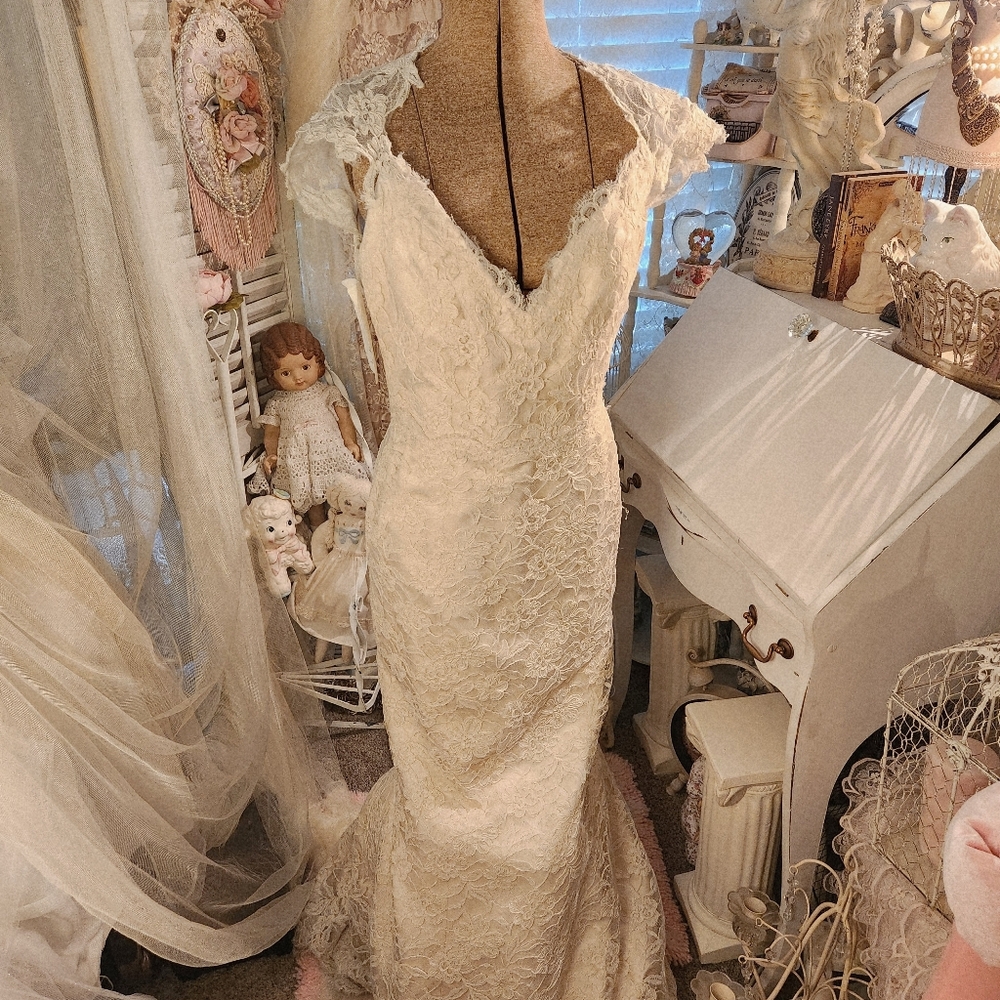 ♡ 100% silk lace formal wedding gown ♡